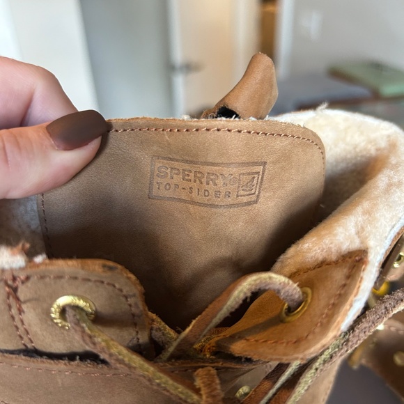 Sperry Brown and Black Winter Boots - Picture 4 of 5